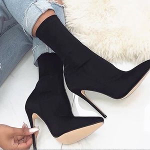 1 day Sale! Simmi London Black Suede ankle booties 8